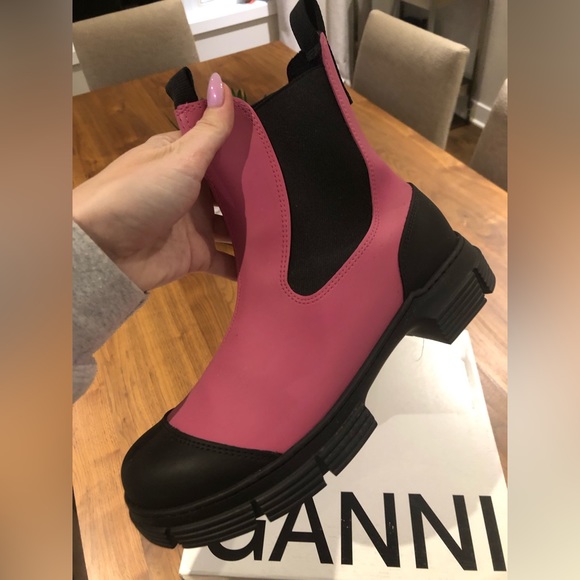 GANNI City recycled rubber Chelsea boots size 40 NIB - Picture 9 of 10